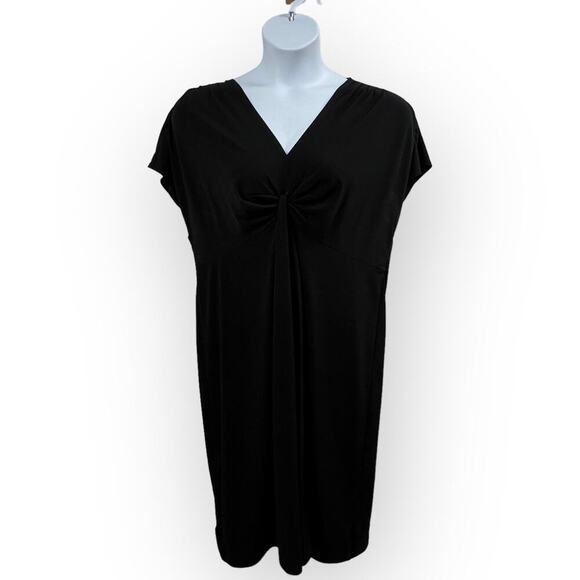 Lane Bryant Black Knit Dress V Neck Short Sleeve Gathered Front Size 18/20 Plus - Picture 3 of 9
